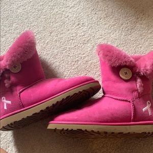Pink breast cancer UGGS